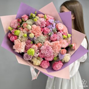 Букет "Яркая леди"
