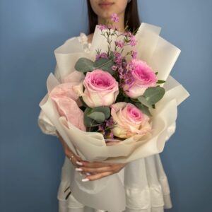 Букет из роз "Мандала"