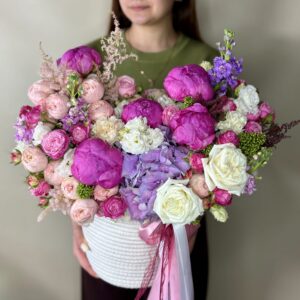 Композиция "Улыбка незнакомки"