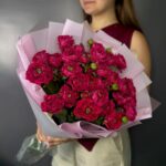 Букет из 7 кустовых роз 